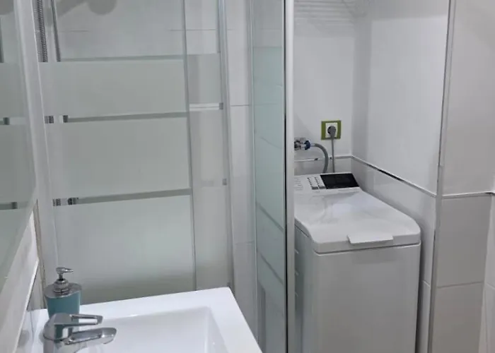 Victoria - Americas *